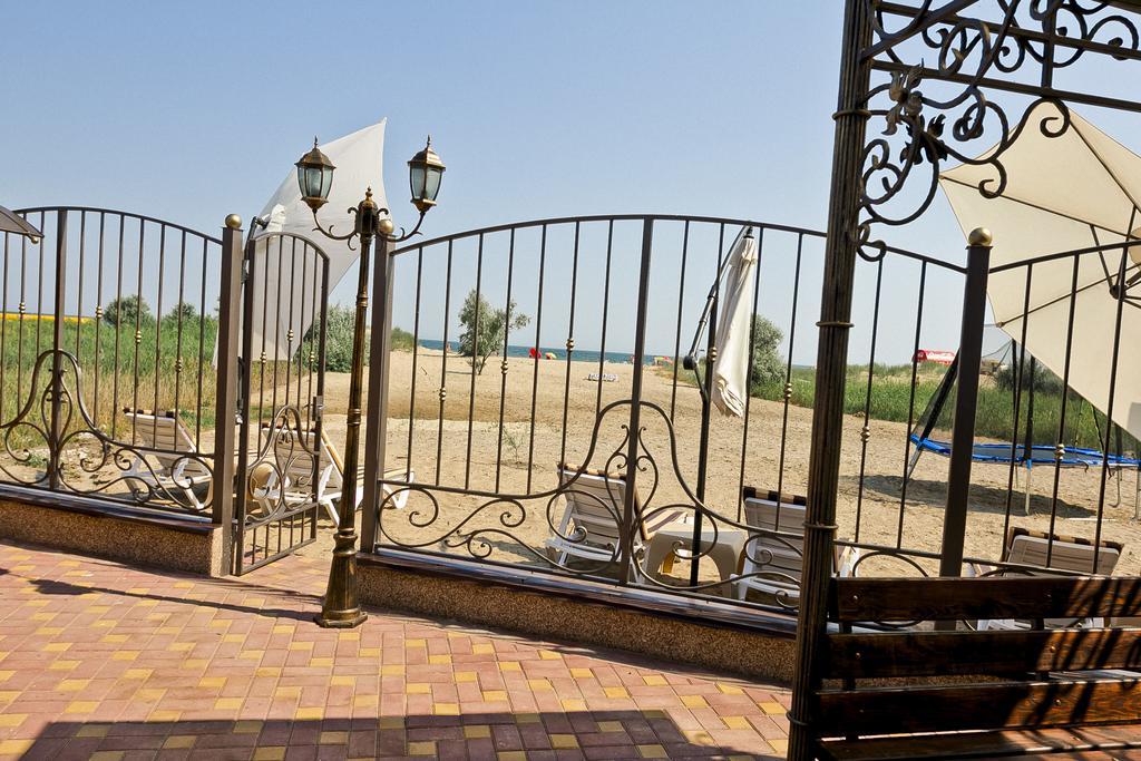 Villa Vi-Ta Затока Екстер'єр фото